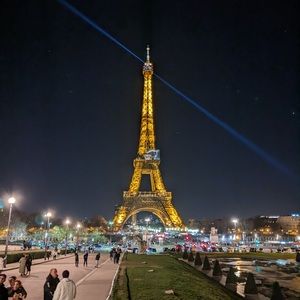 Meet your Posher, Brit